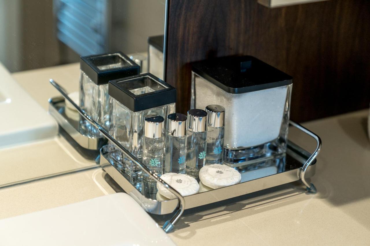 Luxurious Spacious 2Bed Suites Skyline River Views By Canary Wharf ลอนดอน ภายนอก รูปภาพ