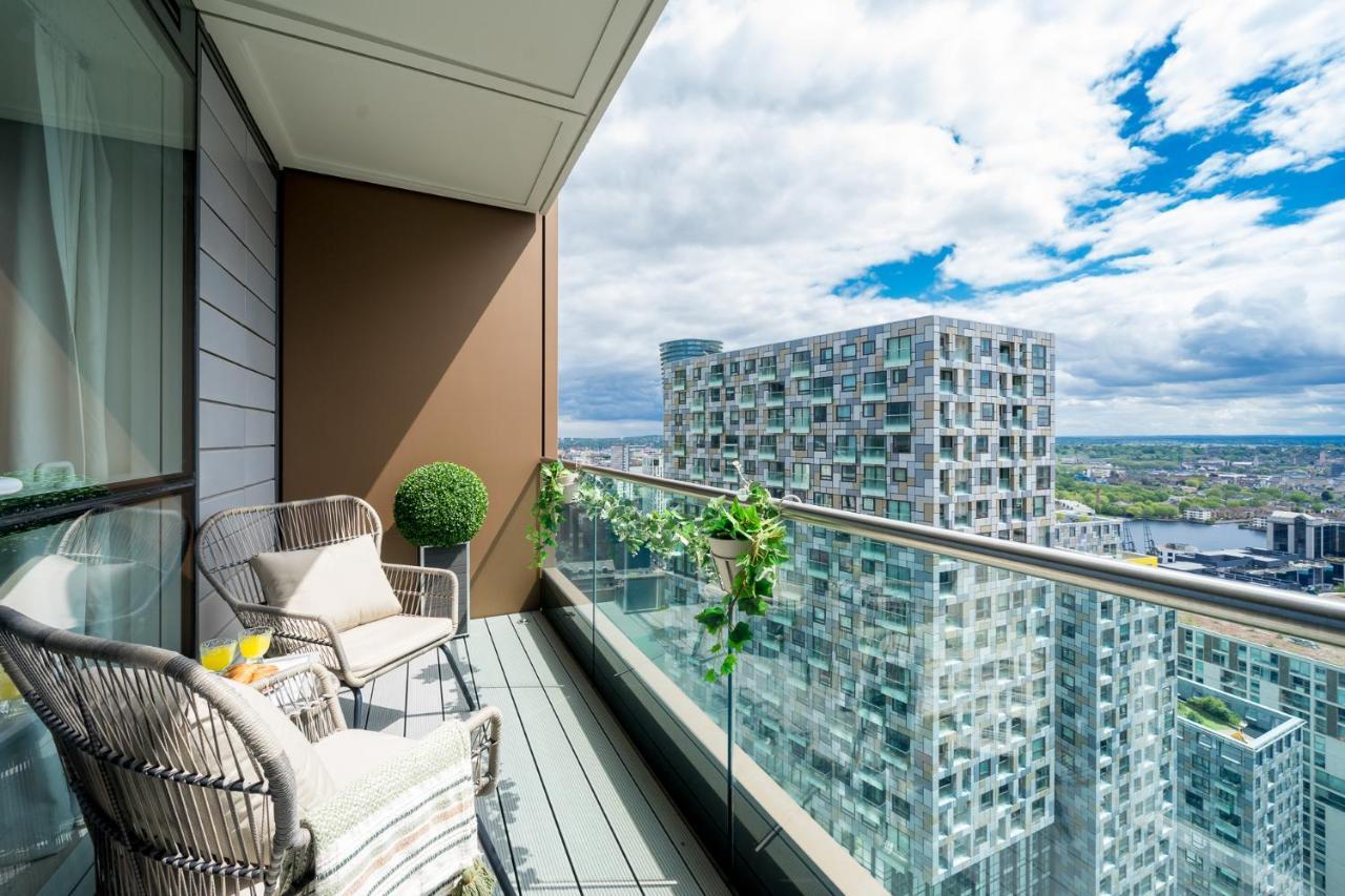 Luxurious Spacious 2Bed Suites Skyline River Views By Canary Wharf ลอนดอน ภายนอก รูปภาพ