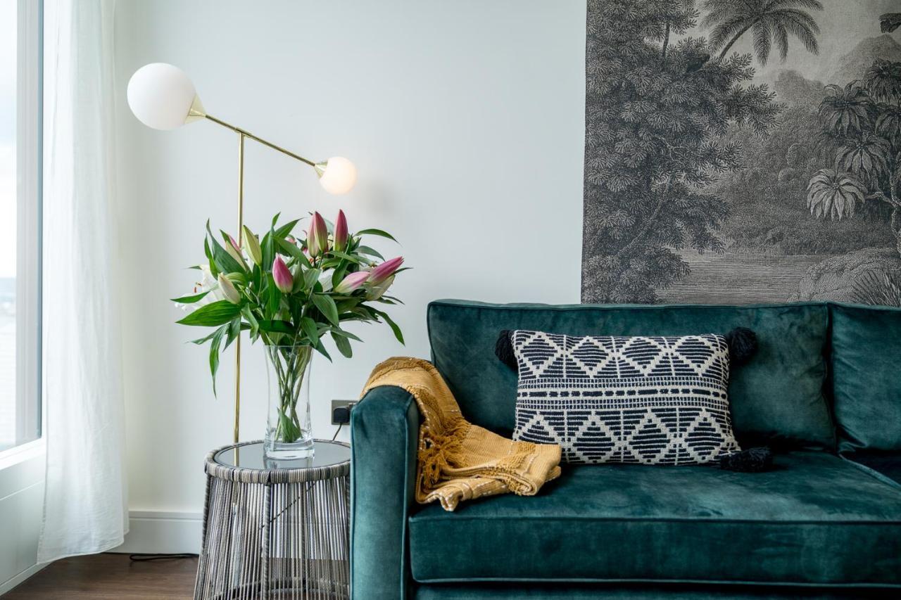 Luxurious Spacious 2Bed Suites Skyline River Views By Canary Wharf ลอนดอน ภายนอก รูปภาพ