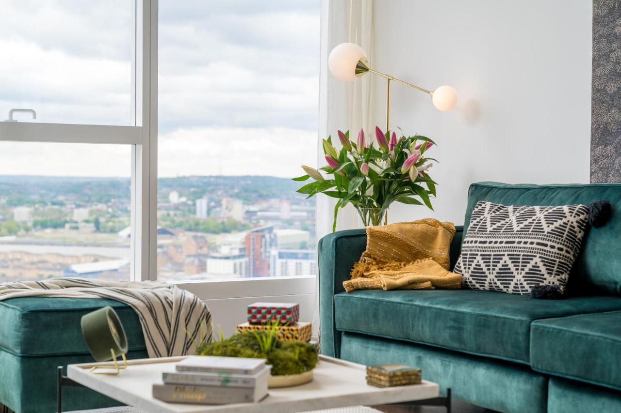 Luxurious Spacious 2Bed Suites Skyline River Views By Canary Wharf ลอนดอน ภายนอก รูปภาพ